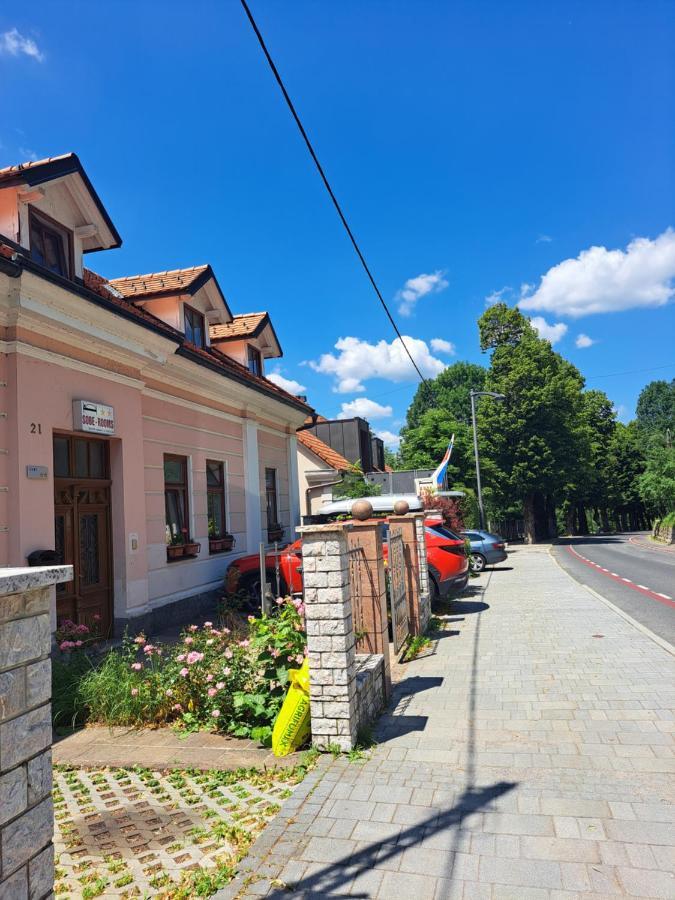 Rooms Cehovin Postojna Bagian luar foto