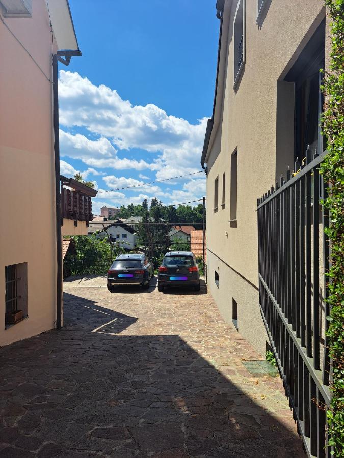 Rooms Cehovin Postojna Bagian luar foto